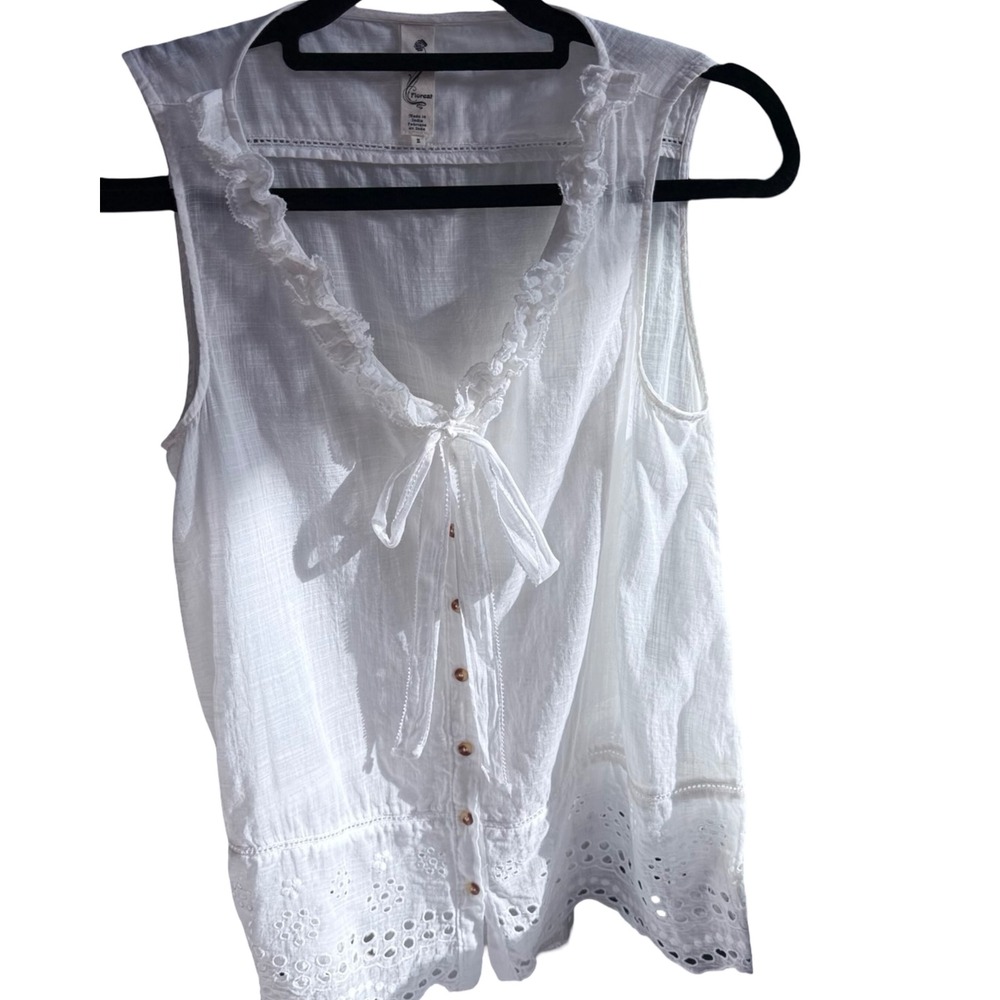 Floreat White Cotton Eyelet Blouse Size 2 Ruffle Tie Front Boho Sleeveless